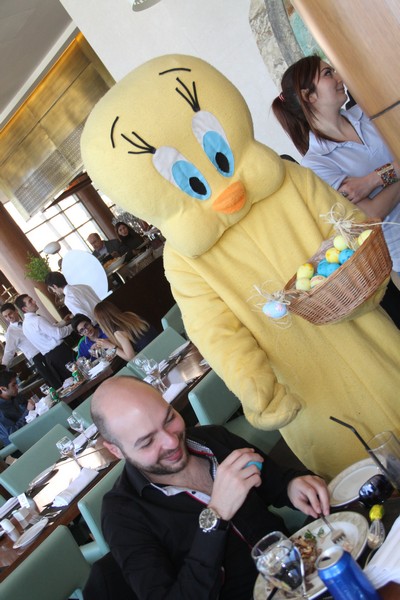 Easter at Mondo